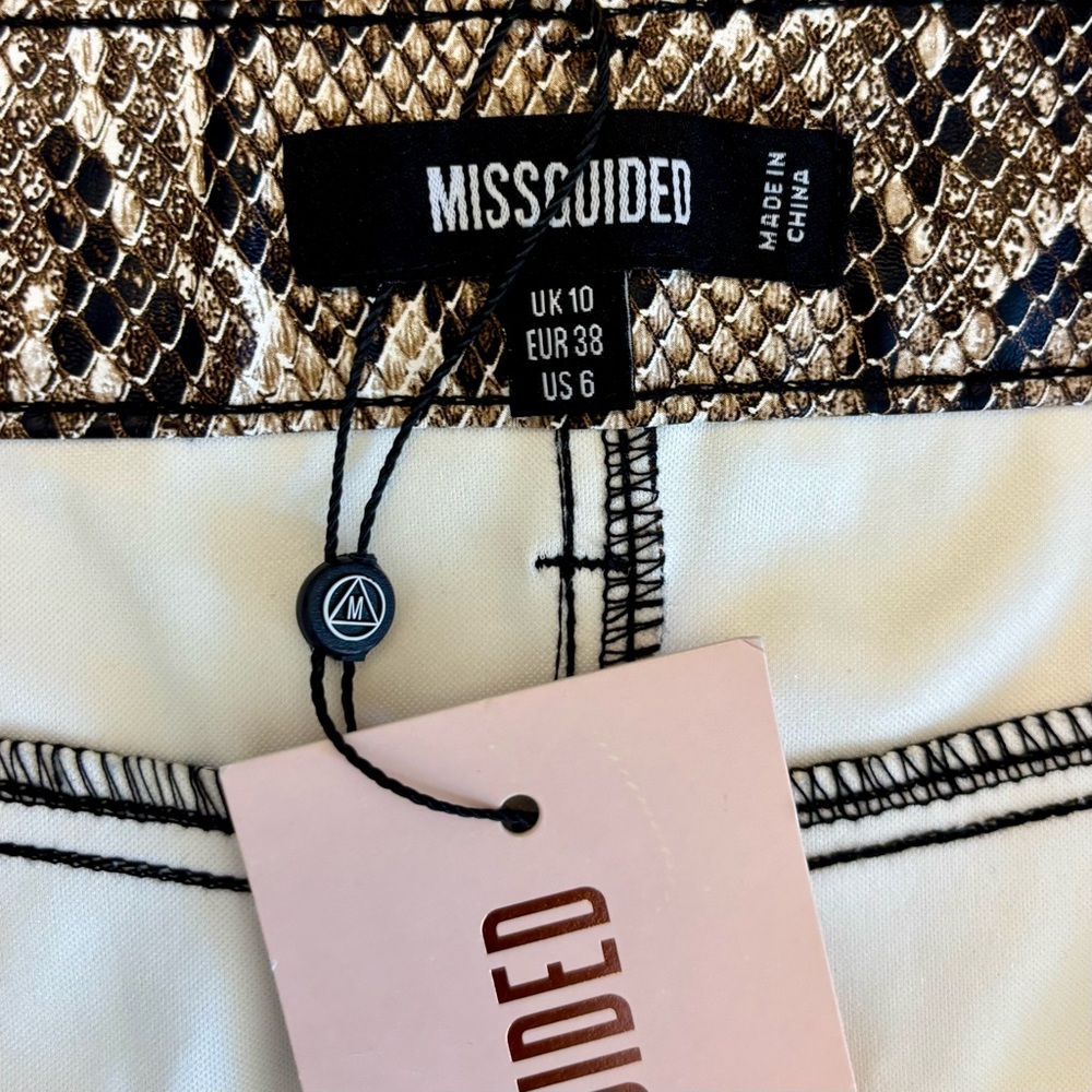 Missguided Midaxi Skirt Split Front Snake Print Skirt - Picture 6 of 11